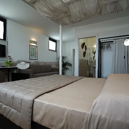 Gh Dimora Sant'anna Szálloda 4*